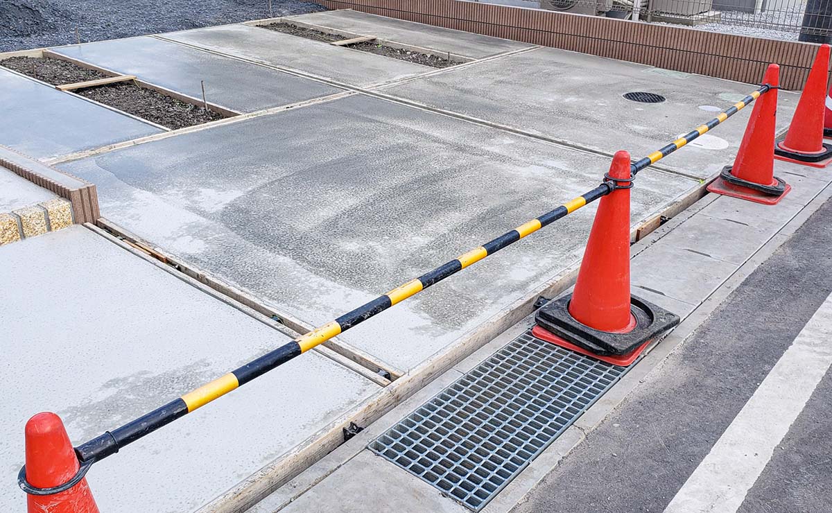 安全と品質を重視した施工の開始